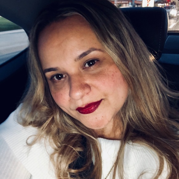 Meet your Posher, Bobbie - Picture 1 of 1